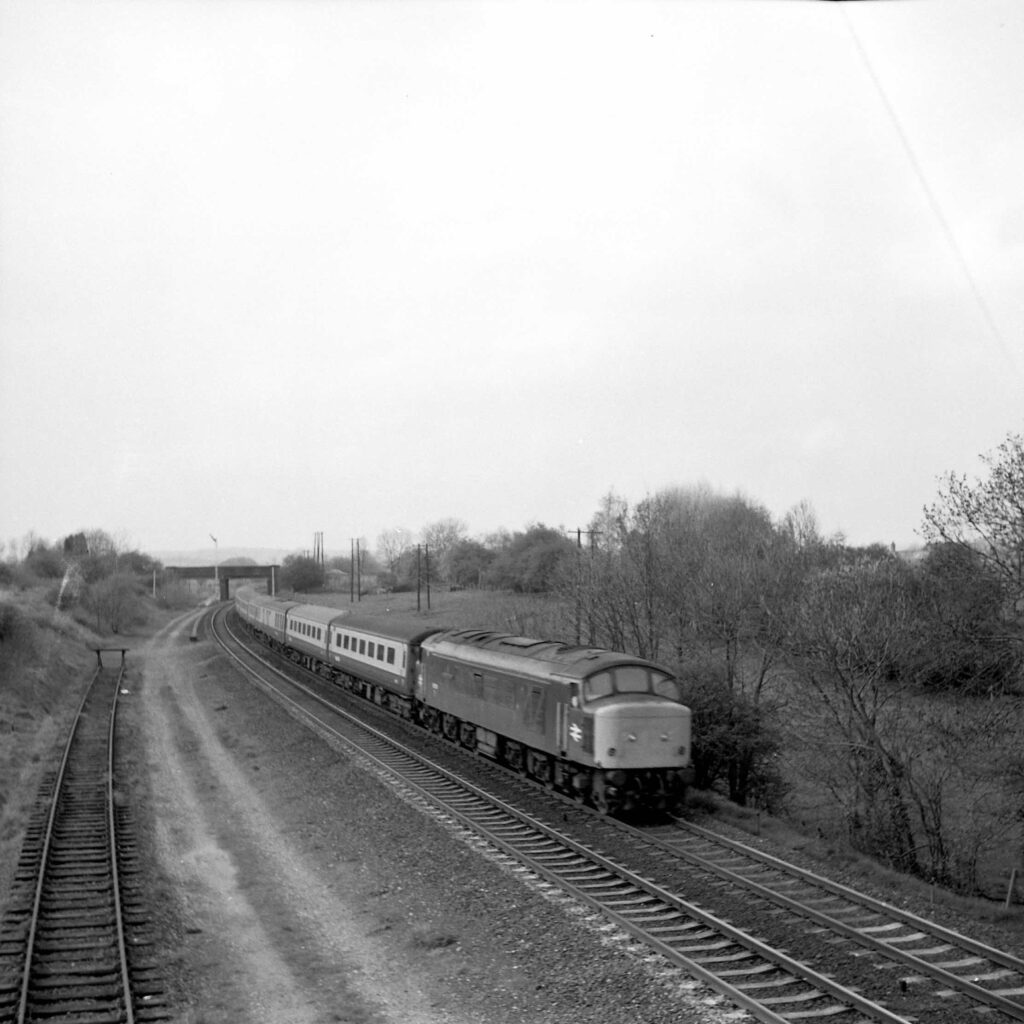 Modern Traction Post TOPS